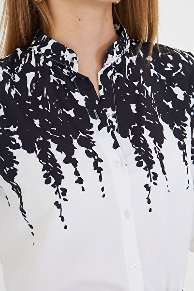 armonika Kadın Siyah Hakim Yaka Polyviskon Saten Desenli Gömlek Arm-25y001013