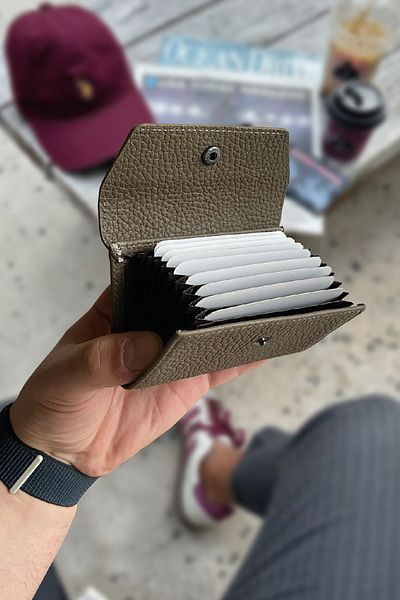 LETERRA GENUINE LEATHER ACCORDION CARD HOLDER