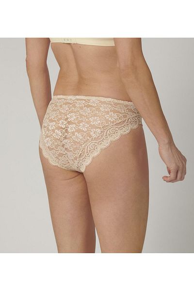 Triumph Amourette 300 Magic Wire Tai02 Panties