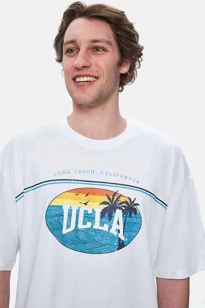UCLA Tricou oversize pentru bărbați cu decolteu alb AIRE