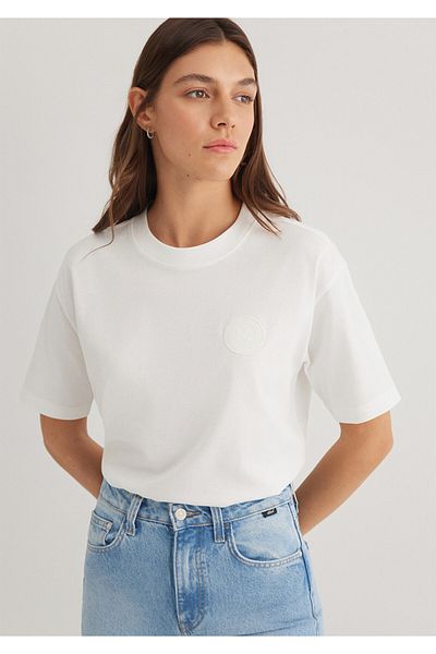 Mavi Λευκό μπλουζάκι με λογότυπο Patch Loose Fit / Loose Relaxed Fit 1612921 -70057