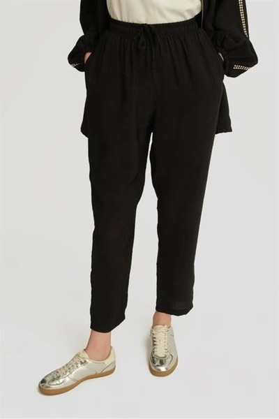 Armine Modal Havuç Pantolon 25yd4240-2 Siyah