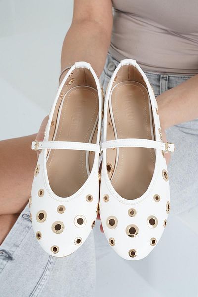 Beyond Women's White Single Strap Troc Low Heeled Daily Ballerinas Byndkp845