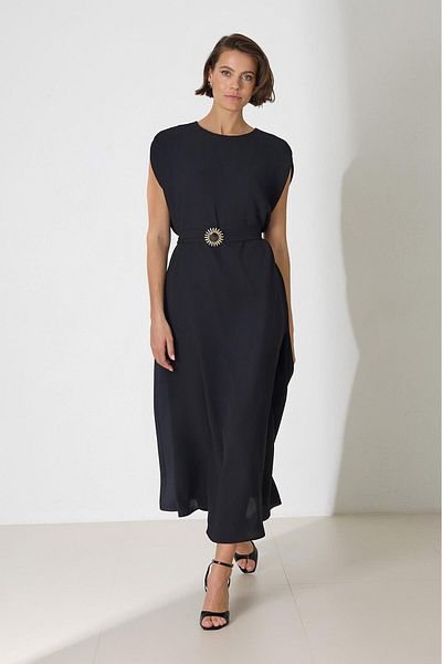 Setre Black Brooch and Halter Detailed Relaxed Cut Dress