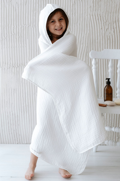 Tuğba Kuğu 4 Kat Müslin Kapüşonlu Havlu - Little Baby Serisi - Filin Düşleri