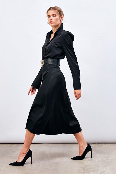 Sateen Fustă midi din Satin - neagră 