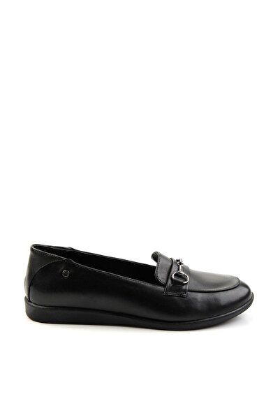 Bambi Siyah Leather Kadın Loafer Ayakkabı K01087238403