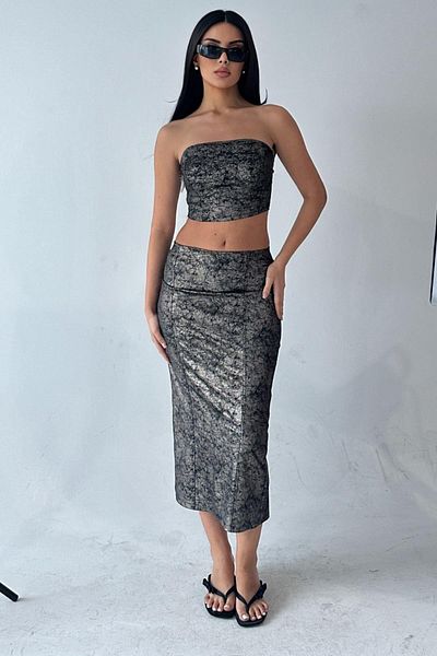 World Fashion Trends Wft2802 Black Top Shiny Skirt Slit Suit