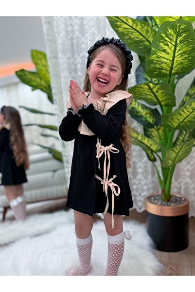 GÖKJOY BUTİK DOKUMA KUMAŞ   YANDAN FİYONK BAĞLAMALI KRUVAZE YAKA KIZ ÇOCUK ELBİSE