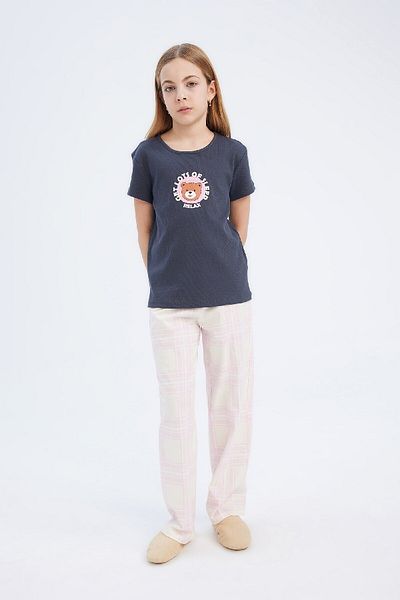 DeFacto Geripptes Pyjama-Set für Mädchen – Camisole-Druck, kurze Ärmel, Oberteil und langer Boden E2221a825sm