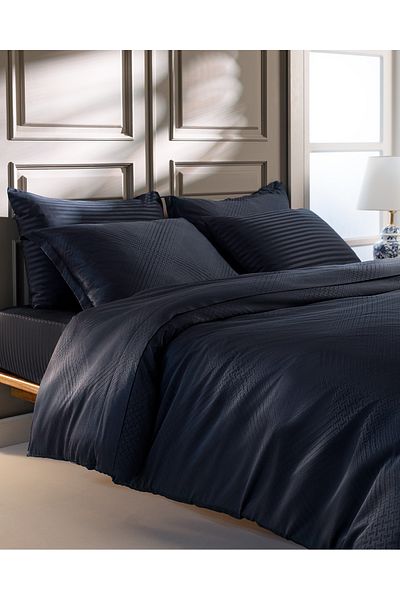Madame Coco Brest Kingsize-Bettbezug-Set aus Jacquard-Satin
