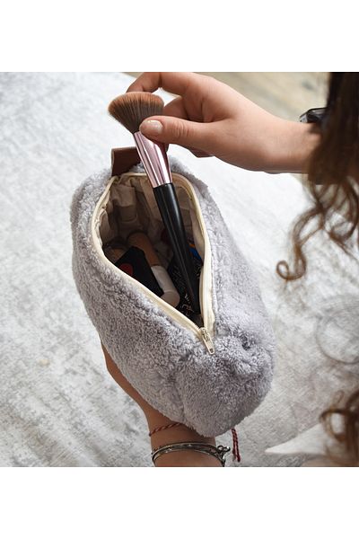 Özgüner Oyuncak Zippered Plush Makeup Bag – Newest Makeup Bag Models