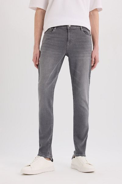 DeFacto Carlo Skinny Fit Extra Narrow Fit Regular Waist Extra Narrow Leg Jean Pants E2740Ax25Sp