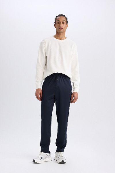 DeFacto DeFactoFit Sportsman Jogger Sweatpants Slim Εφαρμογή με λεπτή εφαρμογή Standard Trotters Skuba Diver ύφασμα Beli Elasti