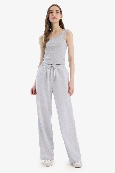 DeFacto Straight-Fit-Jogginghose mit langen Taschen – elastische Taille D6667AX25SP