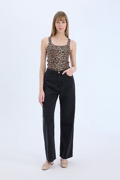 DeFacto Slim Fit Leopard μοτίβο με στρογγυλή λαιμόκοψη με ραβδώσεις καμιζόλα D4548AX25SP