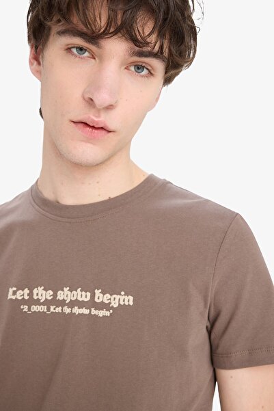 DeFacto 100 % Baumwolle Slim Fit Slim Fit Rundhalsausschnitt bedrucktes Kurzarm-T-Shirt C2085ax25sm