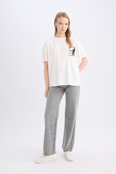DeFacto Coool Oversize Wide Fit Atatürk bedrucktes Kurzarm-T-Shirt E6112ax24wn