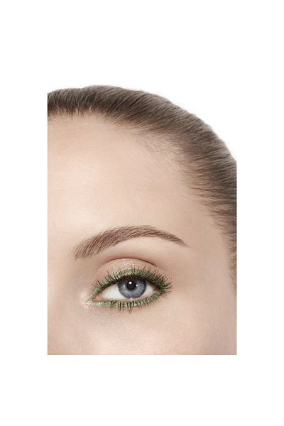 Chanel Lasting Shadow for Meaningful Looks-234 Beige Sable (1.9g)