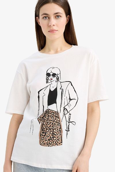 DeFacto Regular Fit Crew Neck Girl Printed Combed Cotton Short Sleeve T-Shirt E5141Ax25Sm