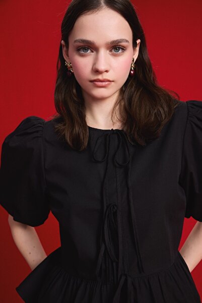 DeFacto Valentine's Day Crew Neck Poplin Short Sleeve Blouse E2669Ax25Sp