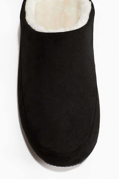 H&M Teddy-lined slippers