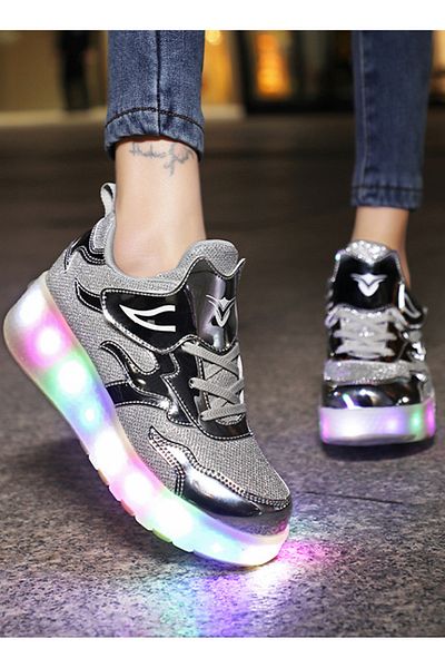 ETG Kids LED USB Charging Roller Skate Shoes with Wheel Shoes Light up Roller Shoes Rechargeable