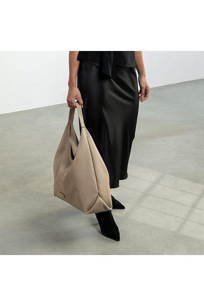 Isabel Bernard Honoré Schultertasche Taupe