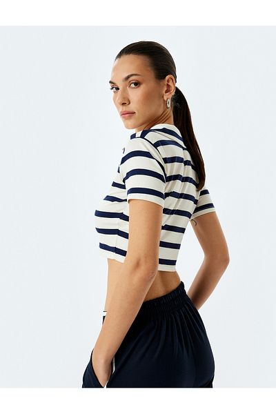 Koton Tricou crop cu mânecă scurtă din viscoză cu guler polo