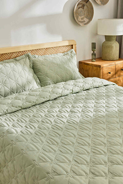 Kaşmir Home Lilly Çiçekli Çift Kişilik Yatak Örtüsü Takımı Çağla