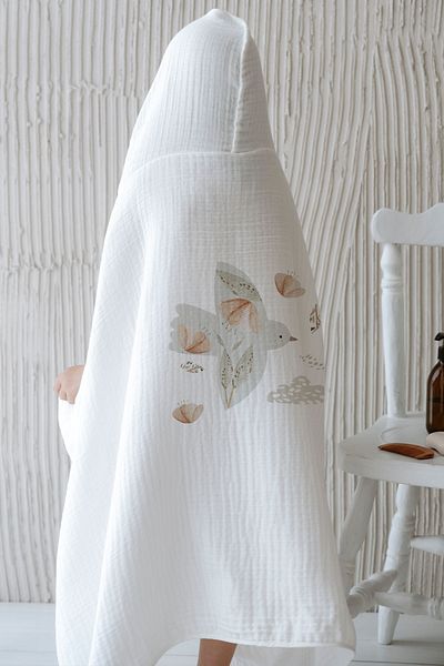 Tuğba Kuğu 4 Layers Muslin Hooded Towel - Royal Series - Flying Bird