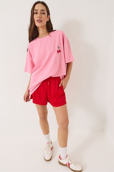 Bianco Lucci Women's Cherry Embroidery Crew Neck Oversize T-Shirt