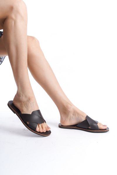 DaphneSandals Genuine Leather Brown Women's Slippers - M7698