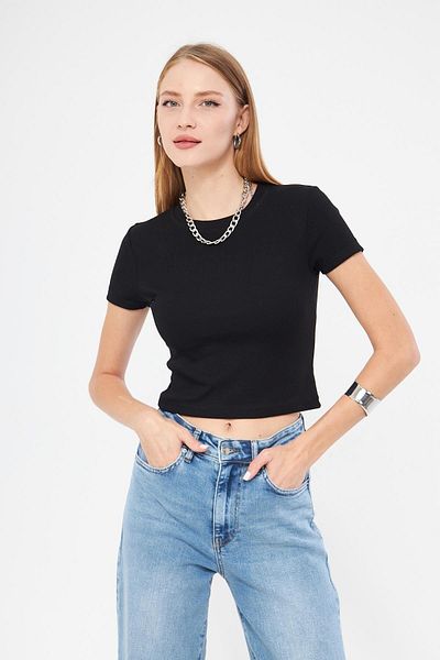 Irmak Kerekli Women's Black Crew Neck Short Sleeve Badi Crop Cotton Body 4020