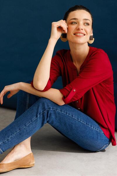 Desen Triko Women's Buttoned Combed Cotton Blouse with Opening Collar and Cherry