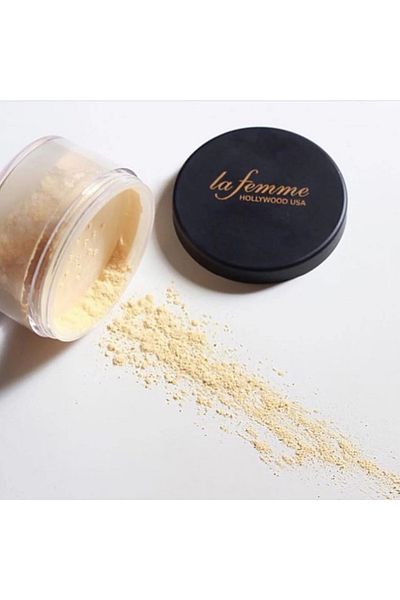 La Femme LA FEMMIE-5588-BANANA VELVET TOUCH FACE POWDER