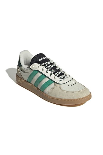 adidas Breaknet Sleek Owhite/Cougrn/Cblack Outfit