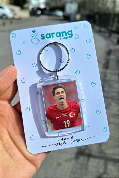 SARANG ميدالية مفاتيح بإطار شفاف - كنان يلدز