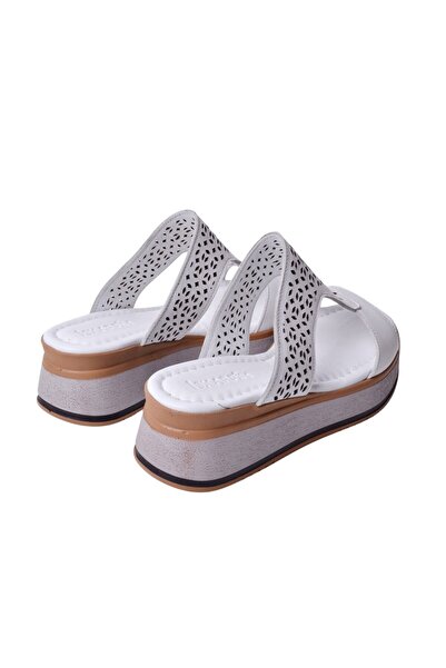 İskarpin Γυναικείες δερμάτινες παντόφλες Femi 1650