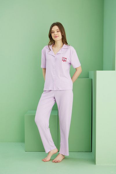 Siyah İnci Set de pijamale cu nasturi tricotate din țesătură șifonată liliac 25118568
