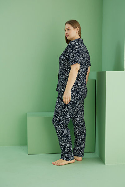 Siyah İnci siyah desenli Bürümcük Krınkıl Kumaş Curve Büyük Beden Battal Boy Düğmeli Pijama Takım25118722