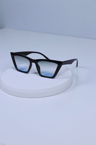 LOOKUP Uv400 Protection Unisex Sunglasses Cat Eye with Case and Wiping Cloth New with Seasons !