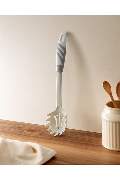 Madame Coco Chase Pasta-Schöpflöffel