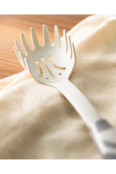 Madame Coco Chase Pasta-Schöpflöffel
