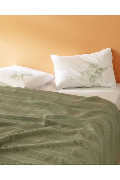 Madame Coco Mathilda Kardiertes, schlichtes Kingsize-Piqué-Set