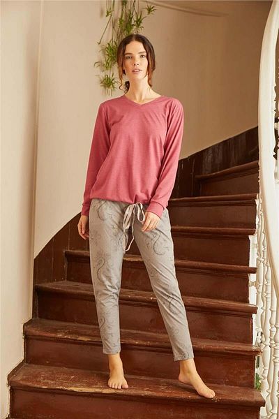 Louren V-Neck Printed Pajama Set – Pink Color