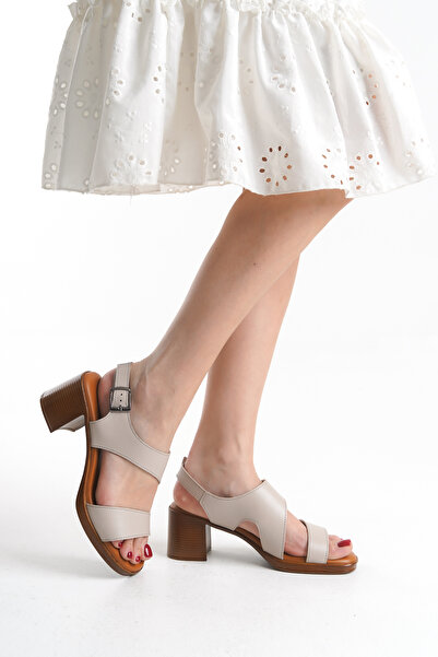 Tamdabu Ayakkabı أحذية نسائية بكعب عالٍ من الجلد الطبيعي باللون البيج لتقويم ...