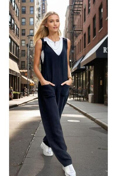 Pasaklı Giyim Women's Black Muslin Casual Strap Relaxed Cut Pocket Jumpsuit 3613370