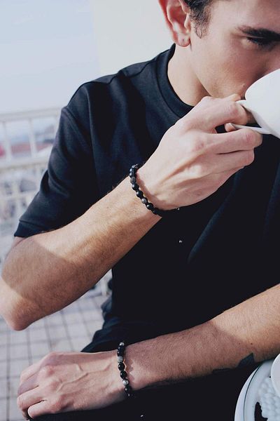 DeFacto Atolyewolf X Herren-Armband mit Onyx-Stein und Stahlteilen in Schwarz E6200axns