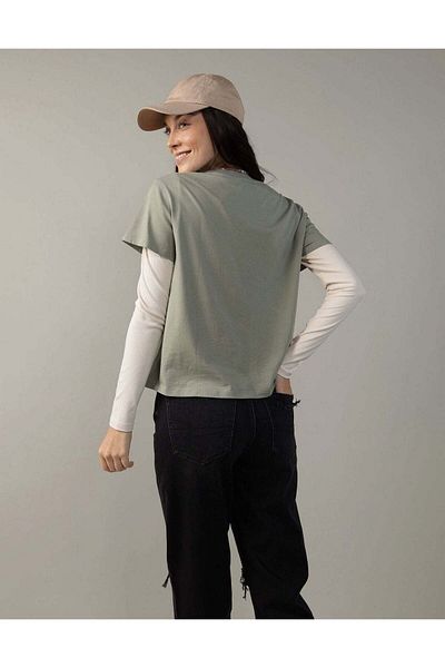AMERICAN EAGLE AE Graphic Tee